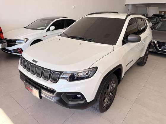 JEEP COMPASS 2.0 TD350 TURBO DIESEL LONGITUDE AT9 JEEP COMPASS 2.0 TD350 TURBO DIESEL LONGITUDE AT9